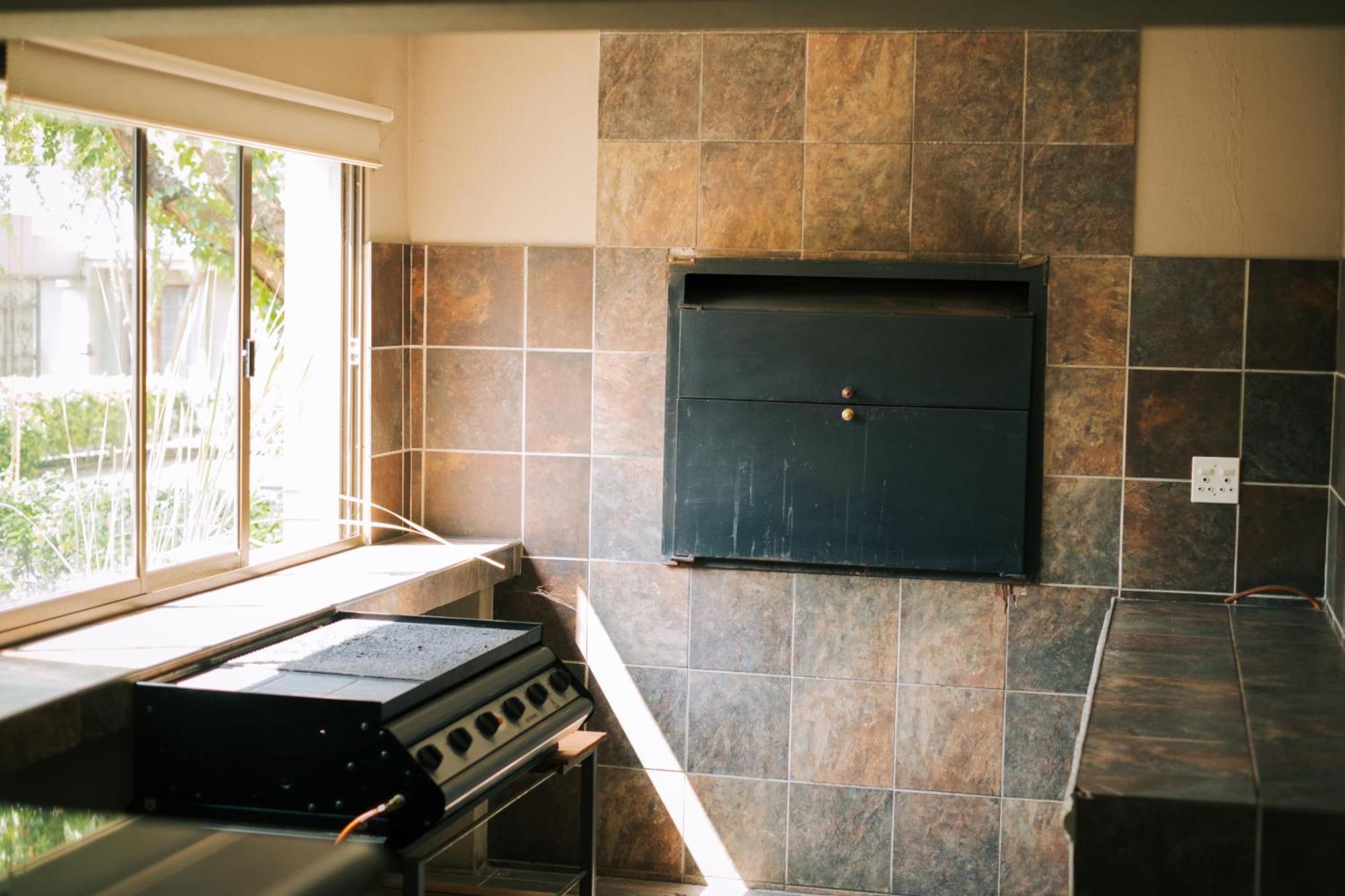 Villa Brocant Guest House Vryburg Exterior foto