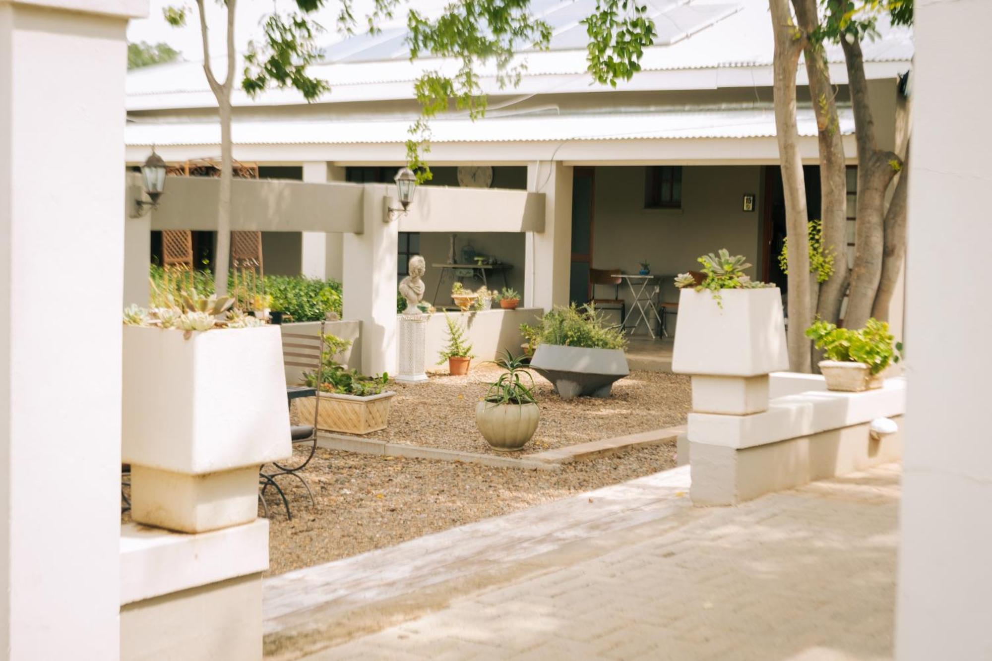 Villa Brocant Guest House Vryburg Exterior foto