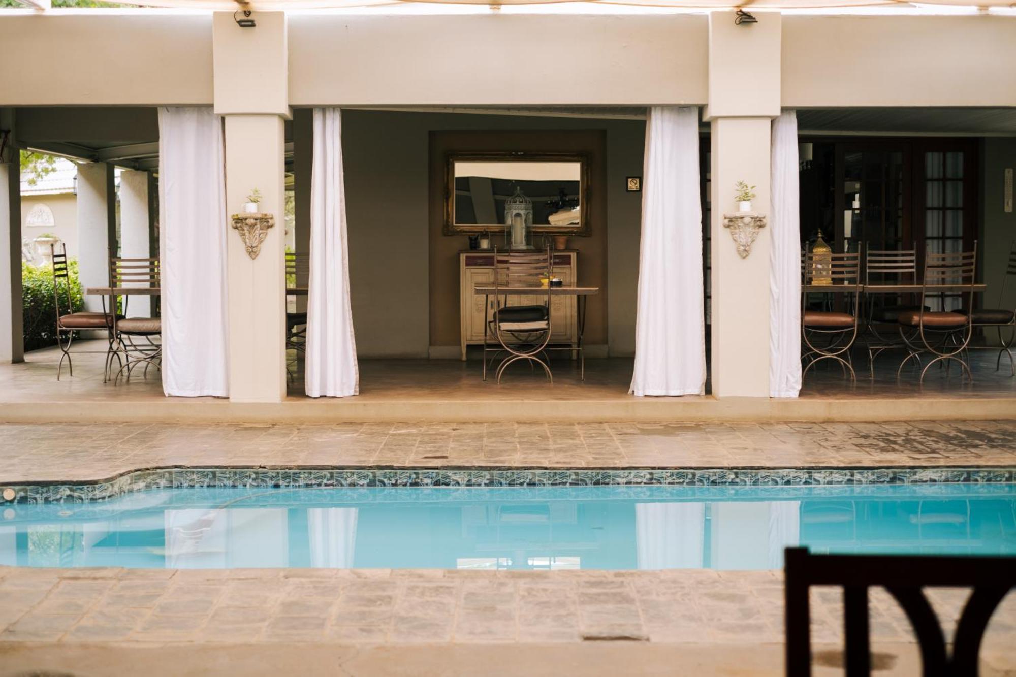 Villa Brocant Guest House Vryburg Exterior foto