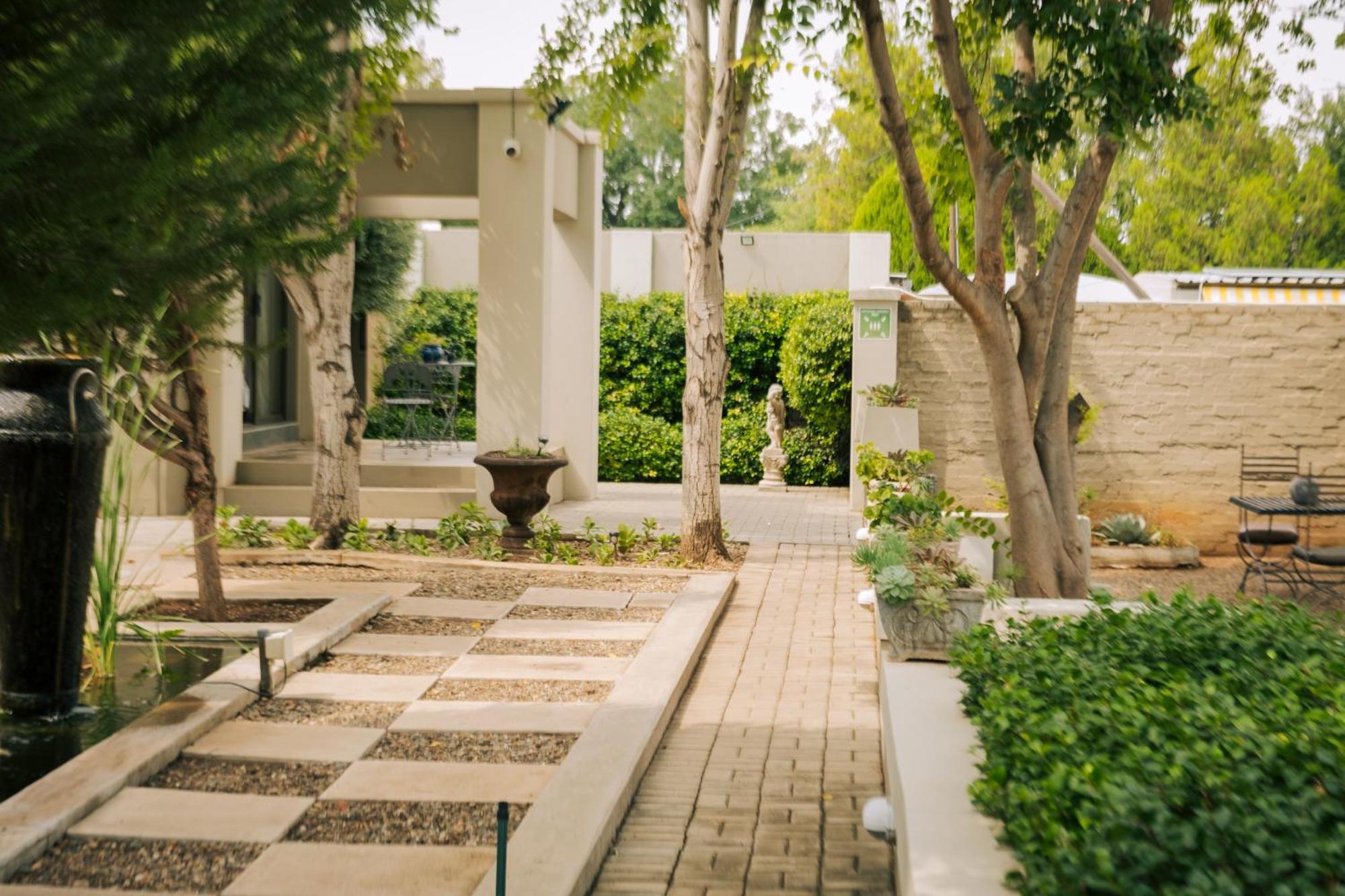 Villa Brocant Guest House Vryburg Exterior foto
