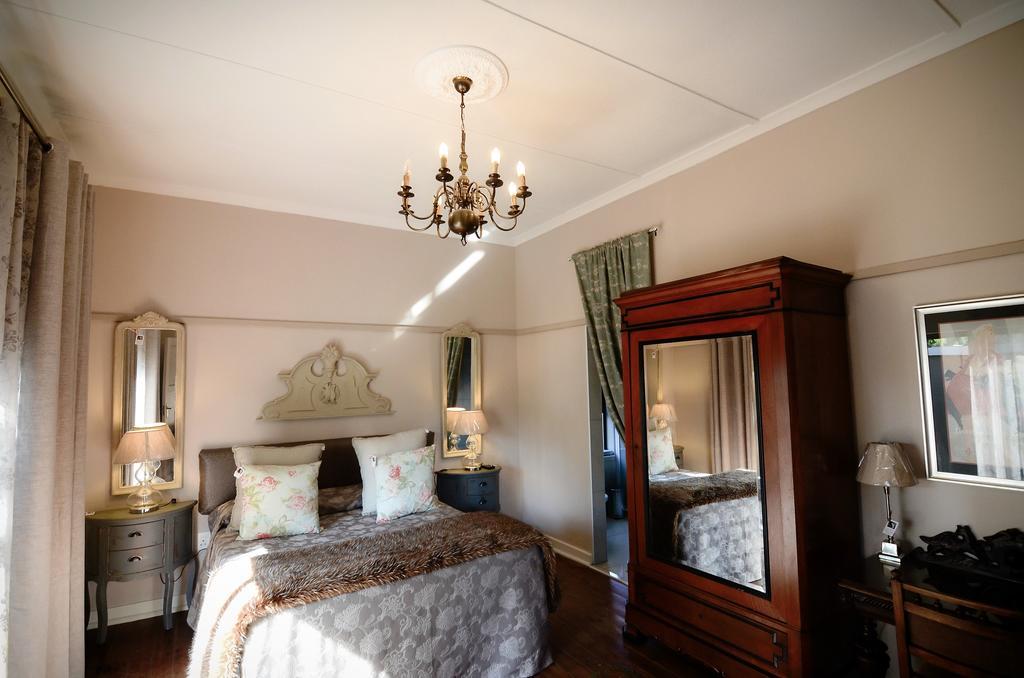 Villa Brocant Guest House Vryburg Exterior foto