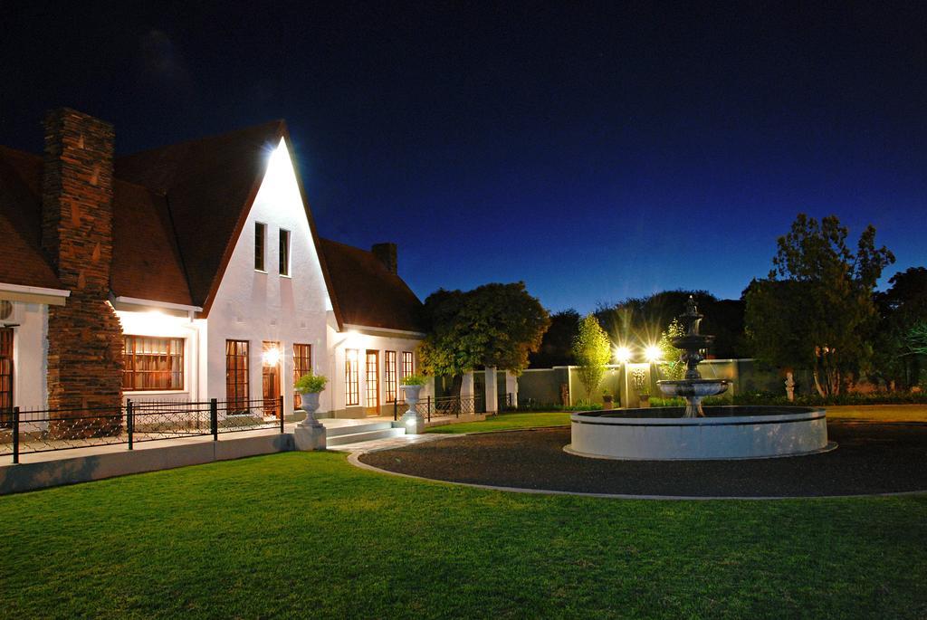 Villa Brocant Guest House Vryburg Exterior foto