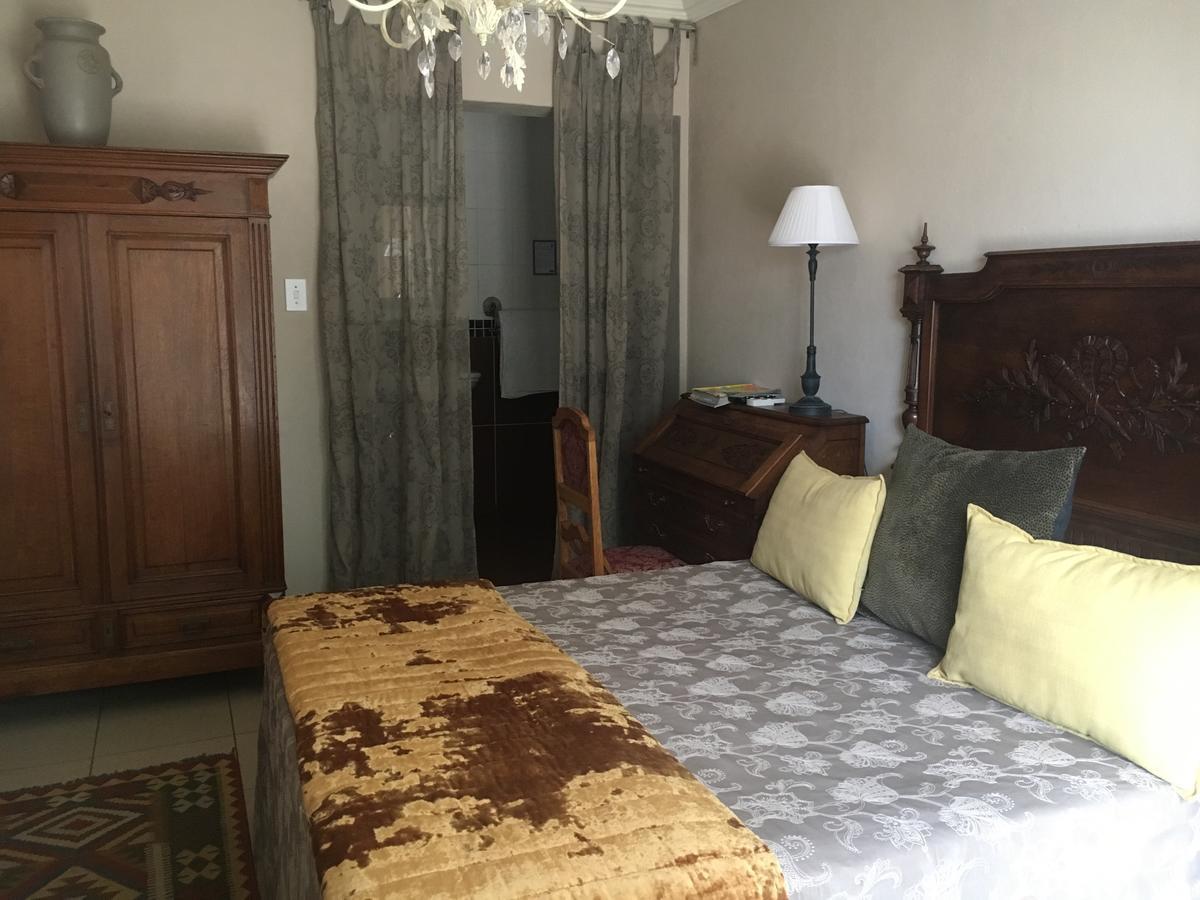 Villa Brocant Guest House Vryburg Exterior foto